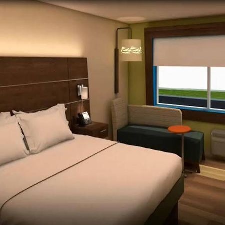 Holiday Inn Express & Suites Brentwood Esterno foto