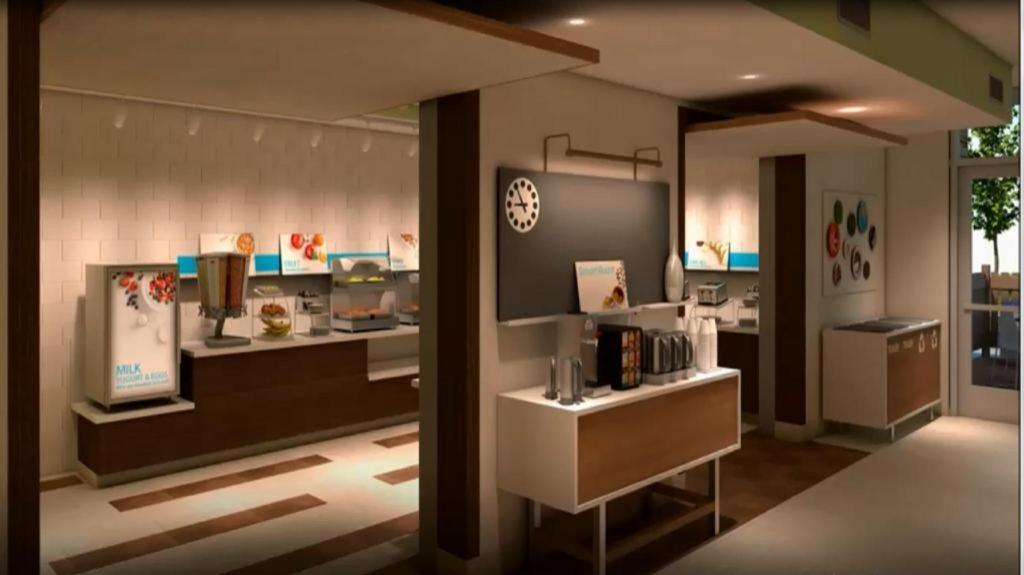 Holiday Inn Express & Suites Brentwood Esterno foto